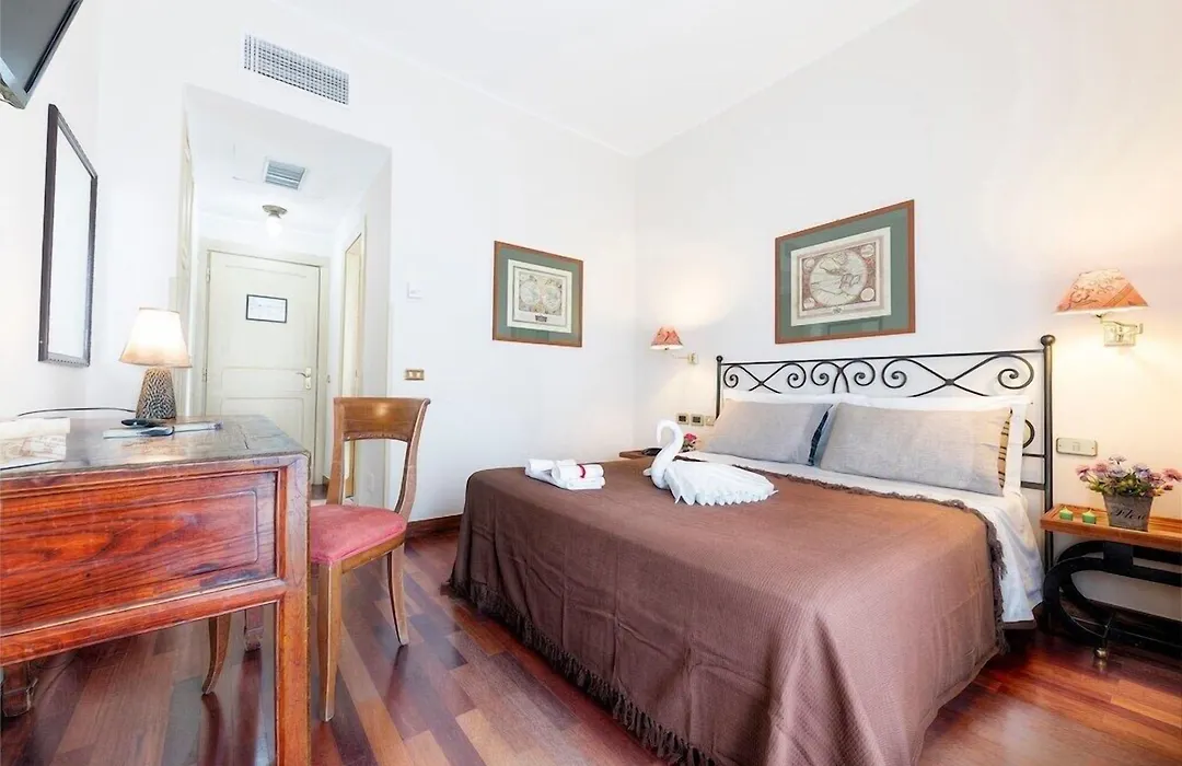 Grand Hotel Colony-1