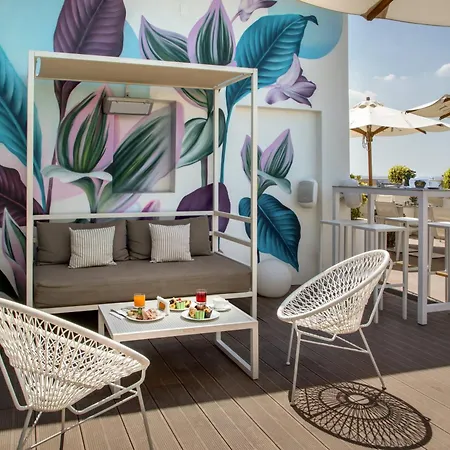 The Independent Hotel-2